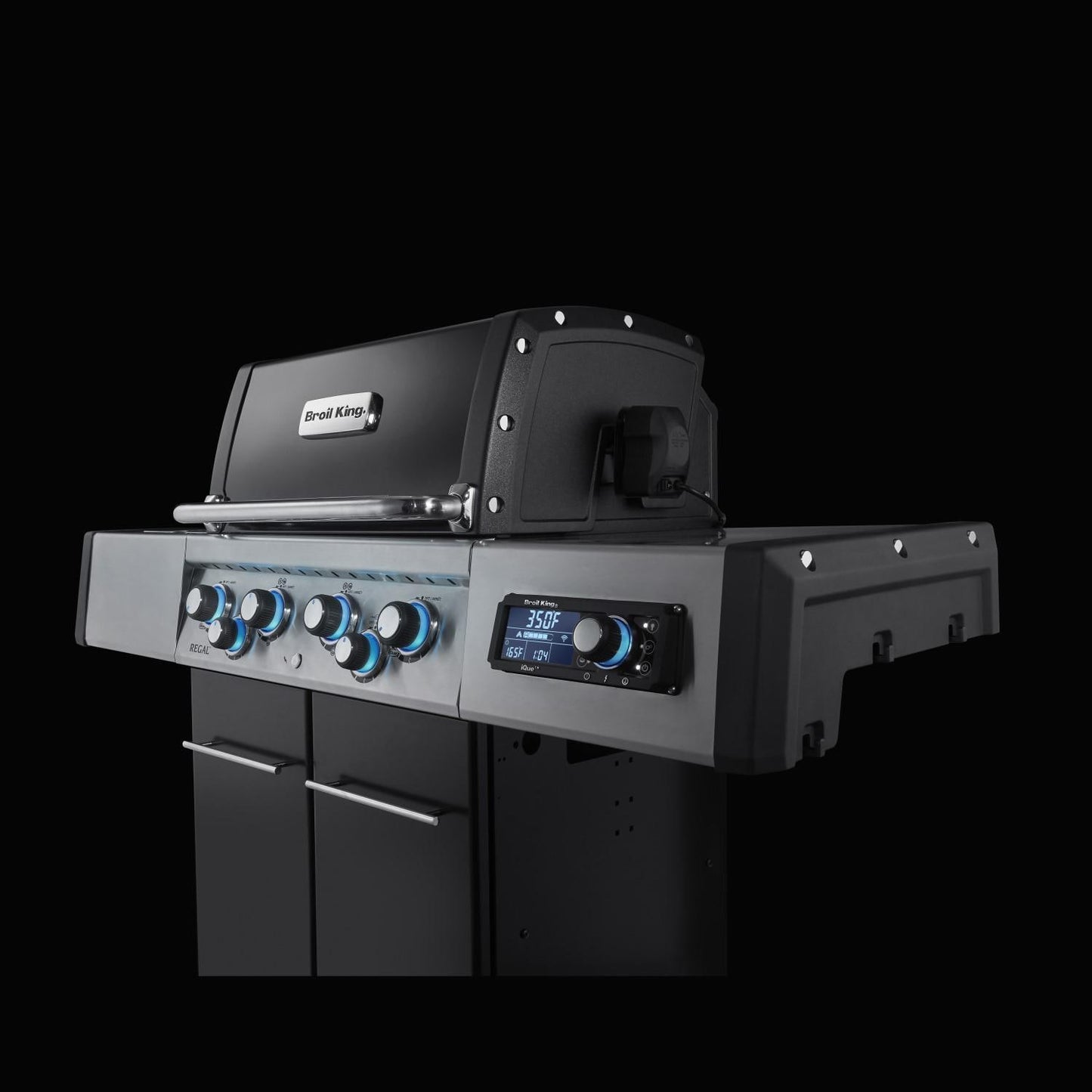 Broil King® Regal™ Q490 PRO IR 4-Burner Grill