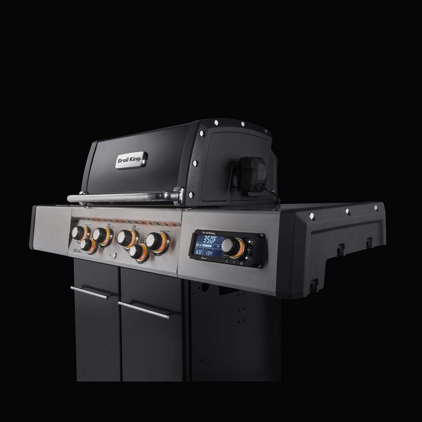 Broil King® Regal™ Q490 PRO IR 4-Burner Grill