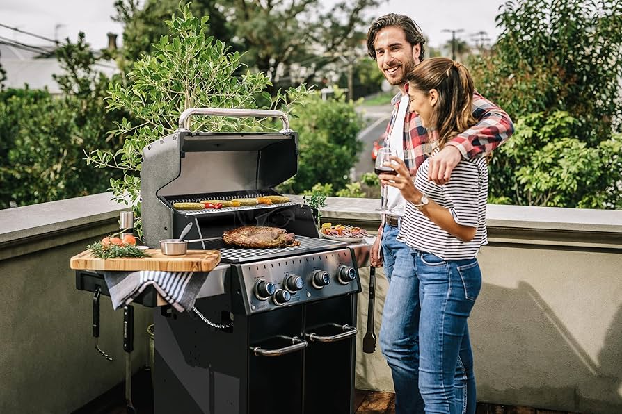 Broil King® Baron™ 440 PRO 4-Burner Grill