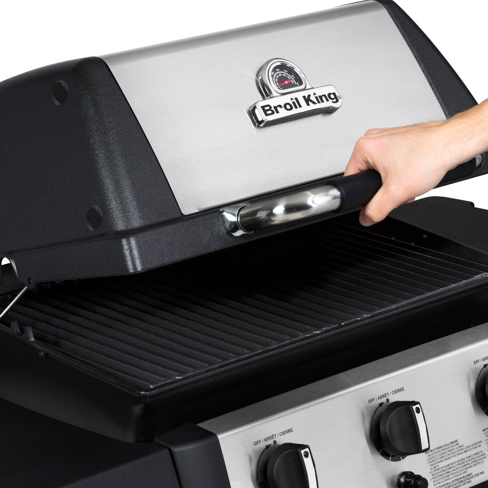 Broil King® Gem™ 320 3-Burner Propane Gas Grill