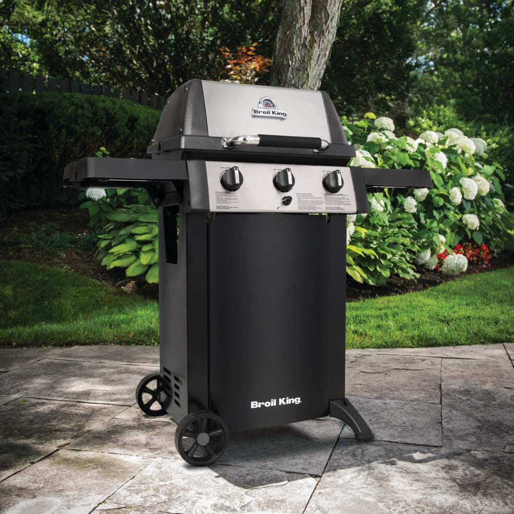 Broil King® Gem™ 320 3-Burner Propane Gas Grill