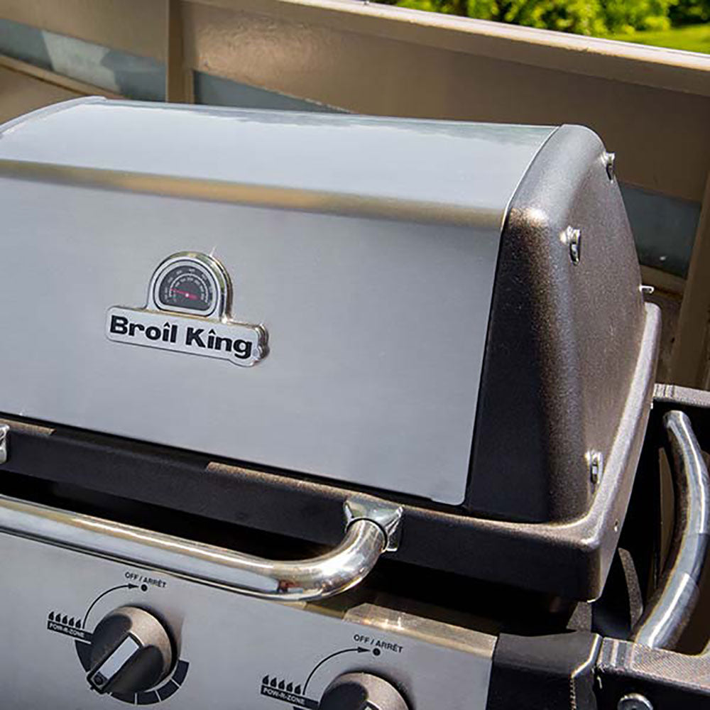 Broil King® Porta-Chef™ 320 Portable Propane Gas Grill