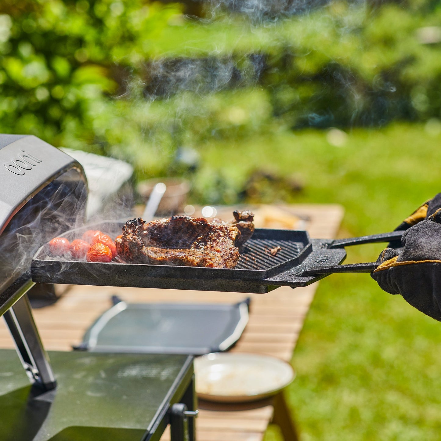 Ooni™ Dual-Sided Grizzler Plate (UU-P1AC00)