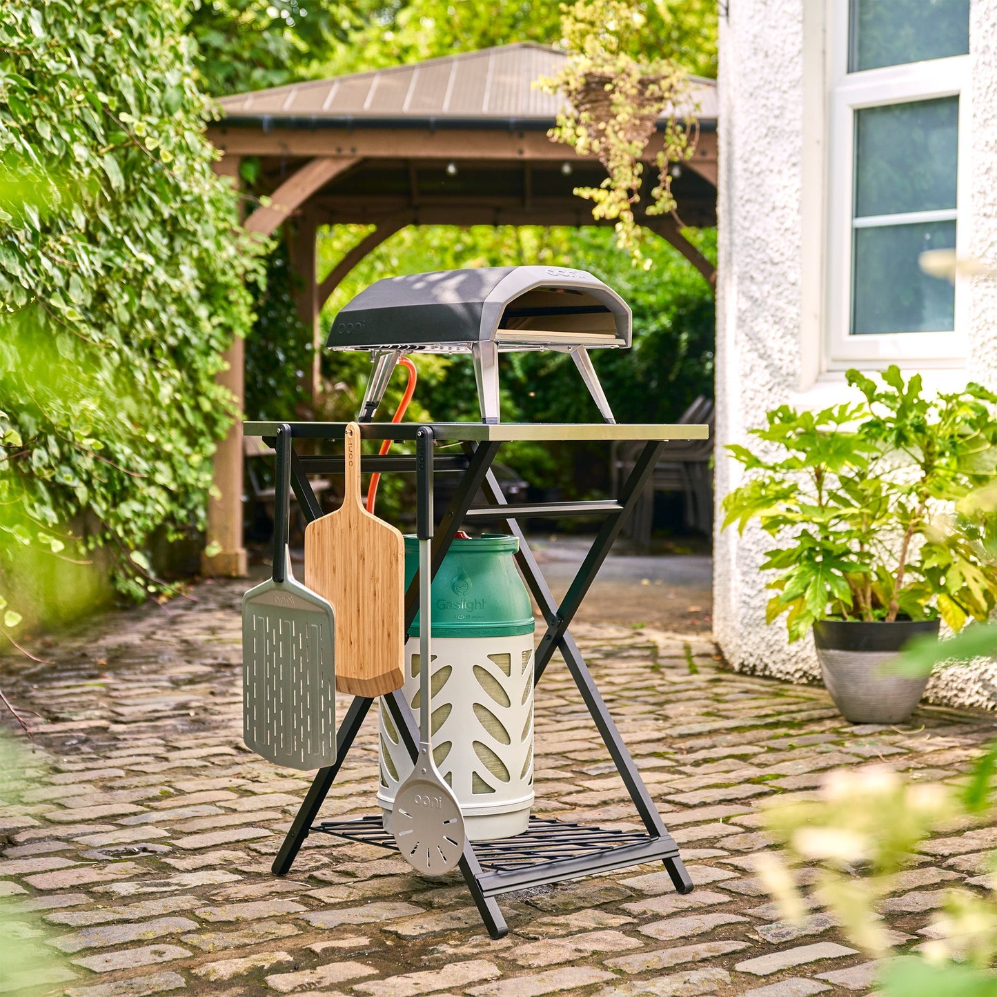 Ooni™ Portable Folding Pizza Oven Table (UU-P1F400)