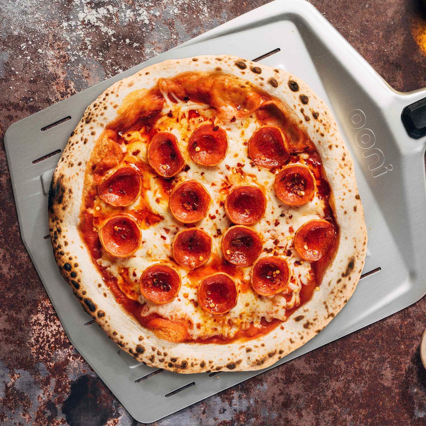 Ooni™ 12" Perforated Pizza Peel (UU-P06401)