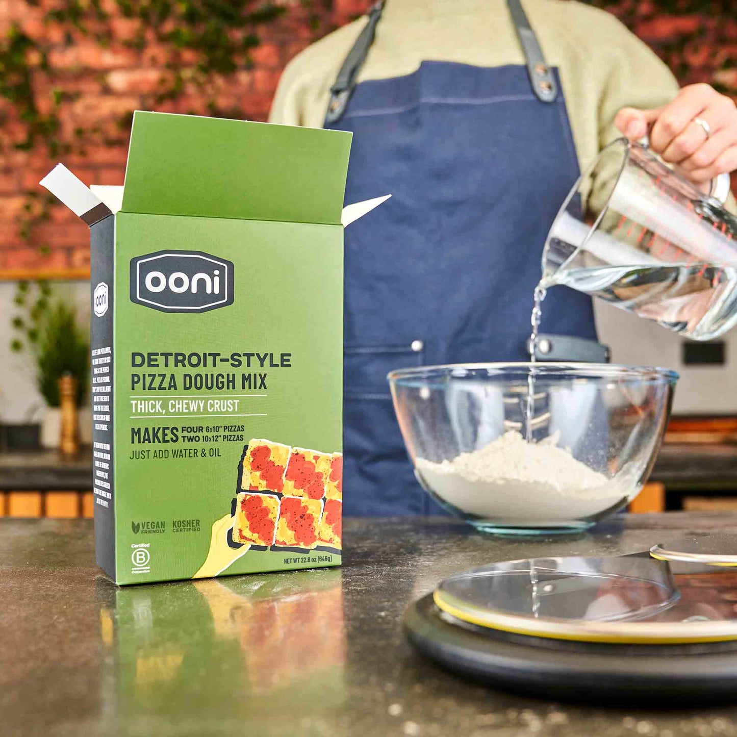 Ooni™ Detroit-Style Dough Mix — 22.8oz Box (UU-F0008C)