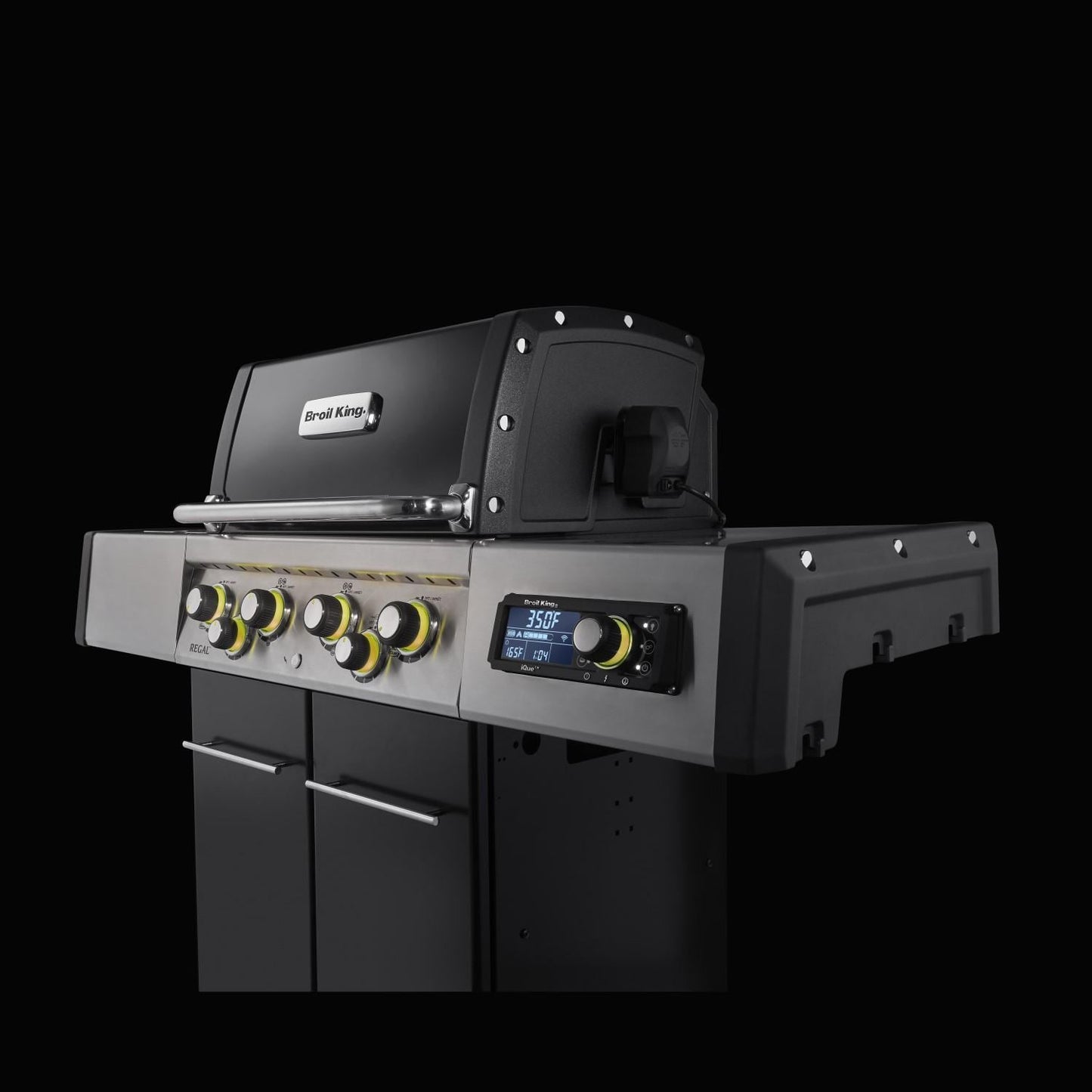 Broil King® Regal™ Q490 PRO IR 4-Burner Grill