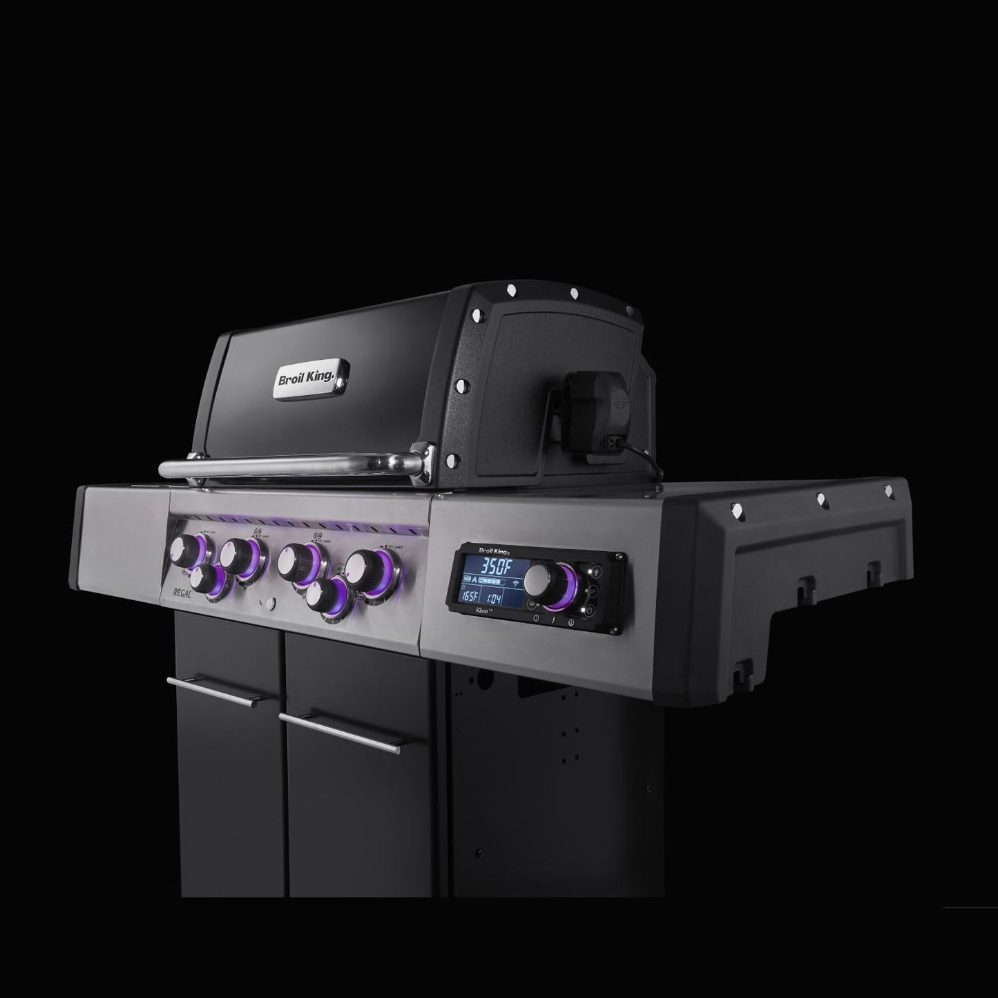 Broil King® Regal™ Q490 PRO IR 4-Burner Grill