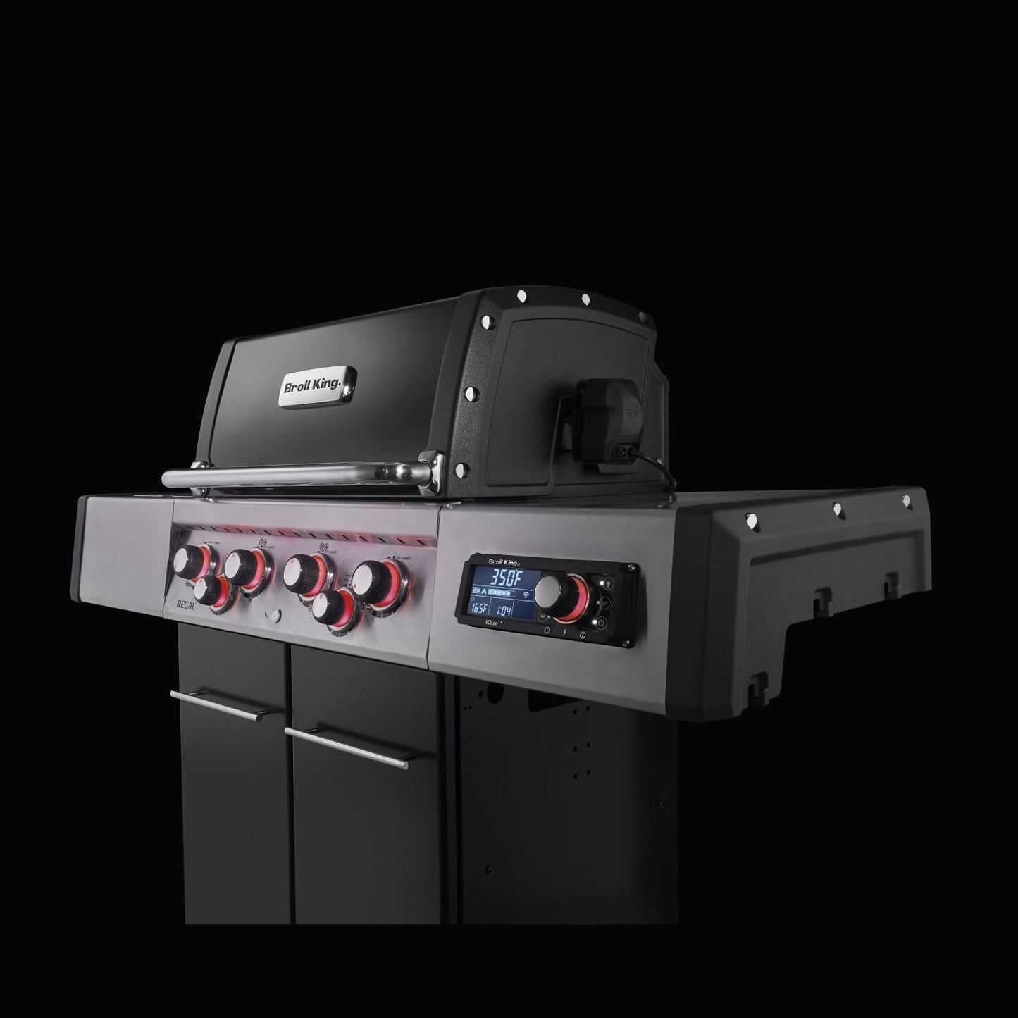 Broil King® Regal™ Q490 PRO IR 4-Burner Grill