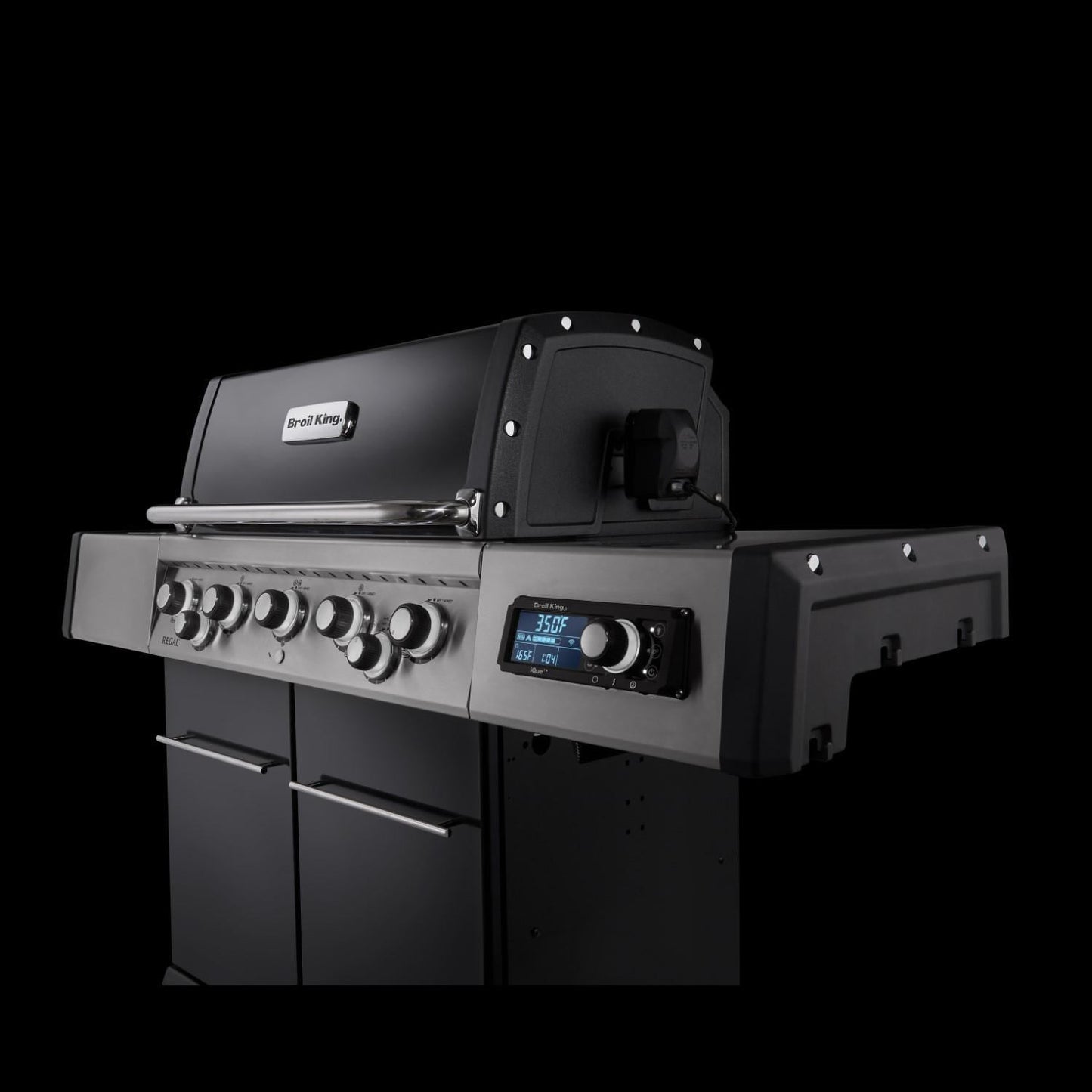 Broil King® Regal™ Q590 PRO IR 5-Burner Grill