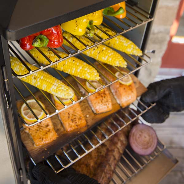 Broil King® Vertical Gas Smoker