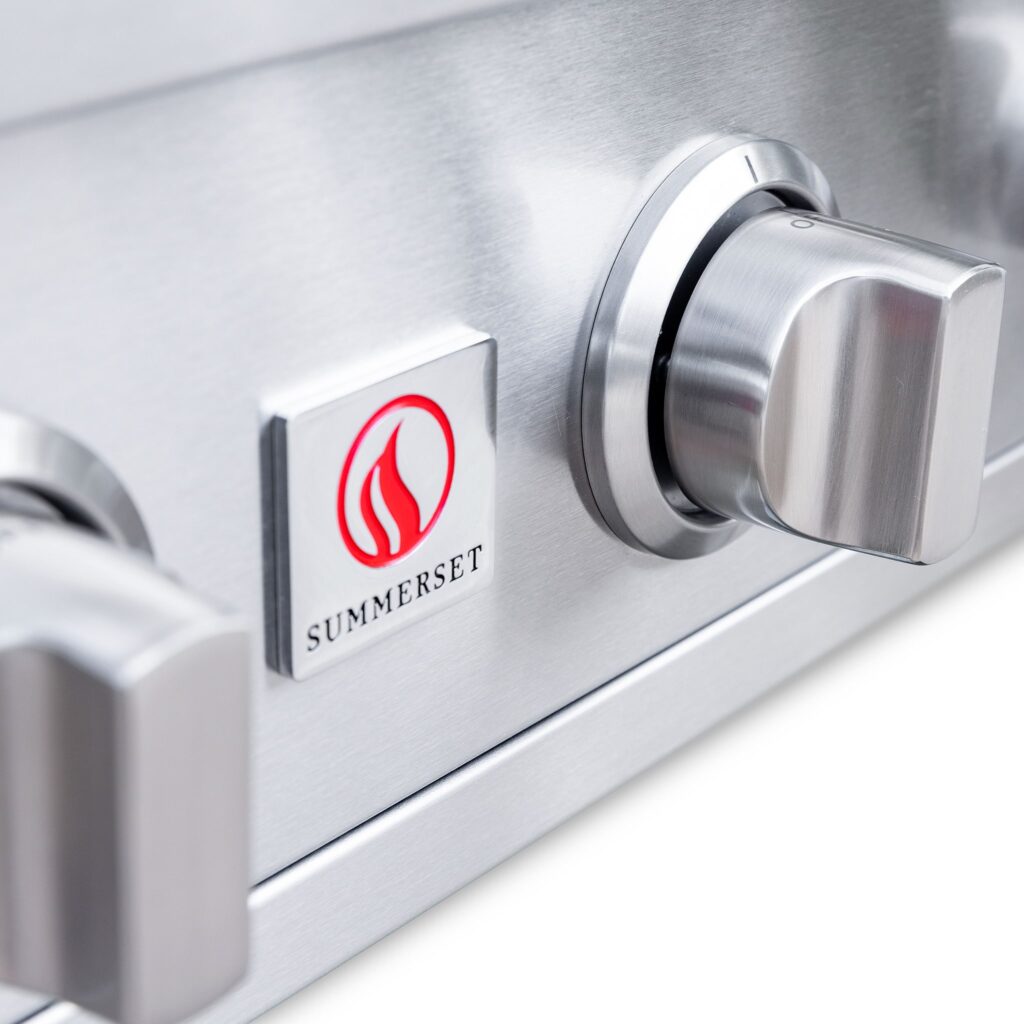 SUMMERSET™ Sizzler 32" Built-In Grill [2 Fuel Types]