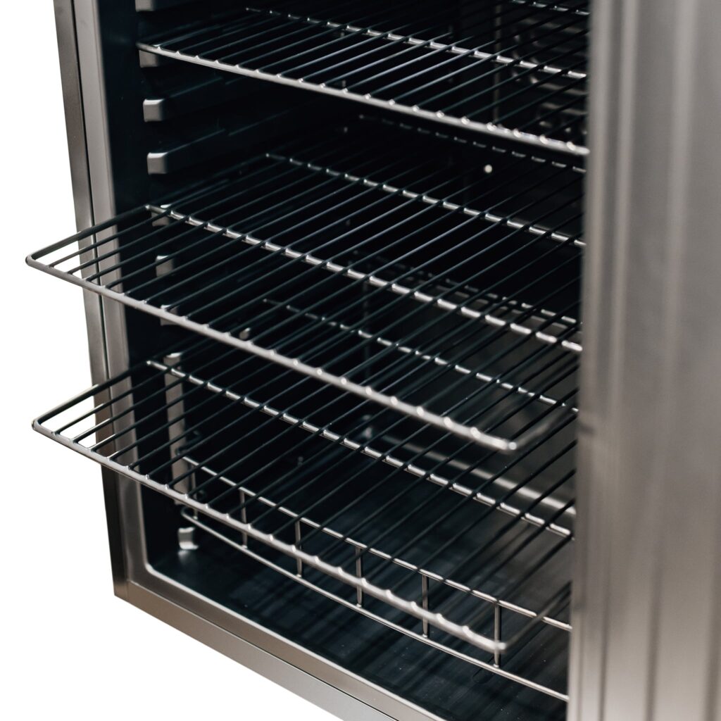 SUMMERSET™ 22″ 4.1 Cu. Ft. Outdoor Compact Refrigerator with Stainless Steel Door & Handle