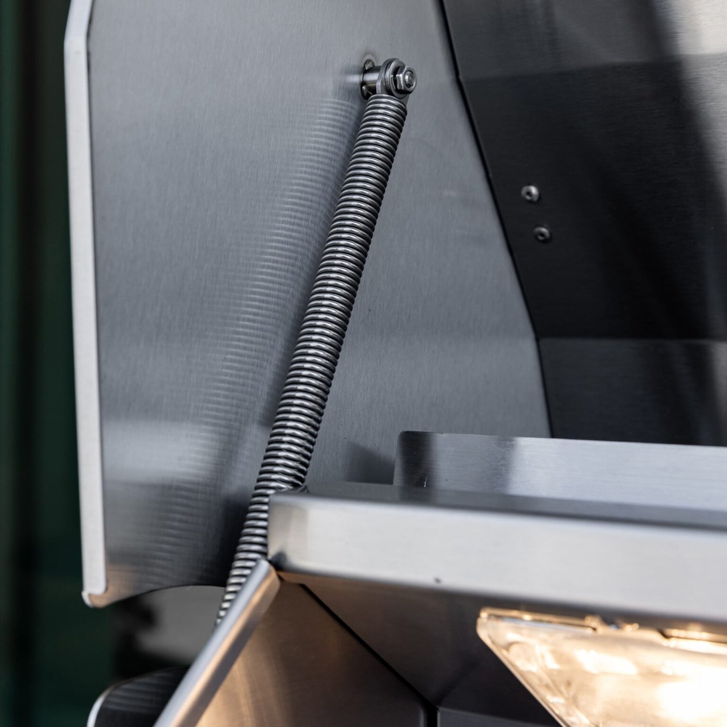 SUMMERSET™ TRL Pro 40" Built-In Grill [2 Fuel Types]
