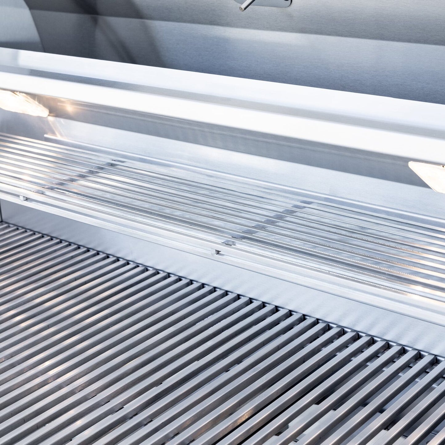 SUMMERSET™ TRL Pro 40" Built-In Grill [2 Fuel Types]