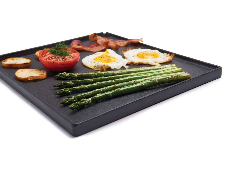Broil King® Signet™/Crown™ Cast Iron Griddle