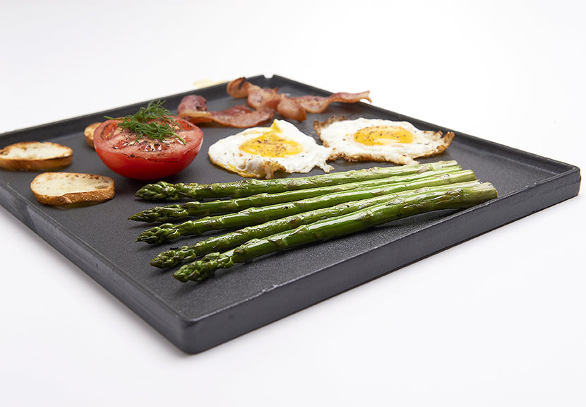 Broil King® Monarch™ Cast Iron Griddle