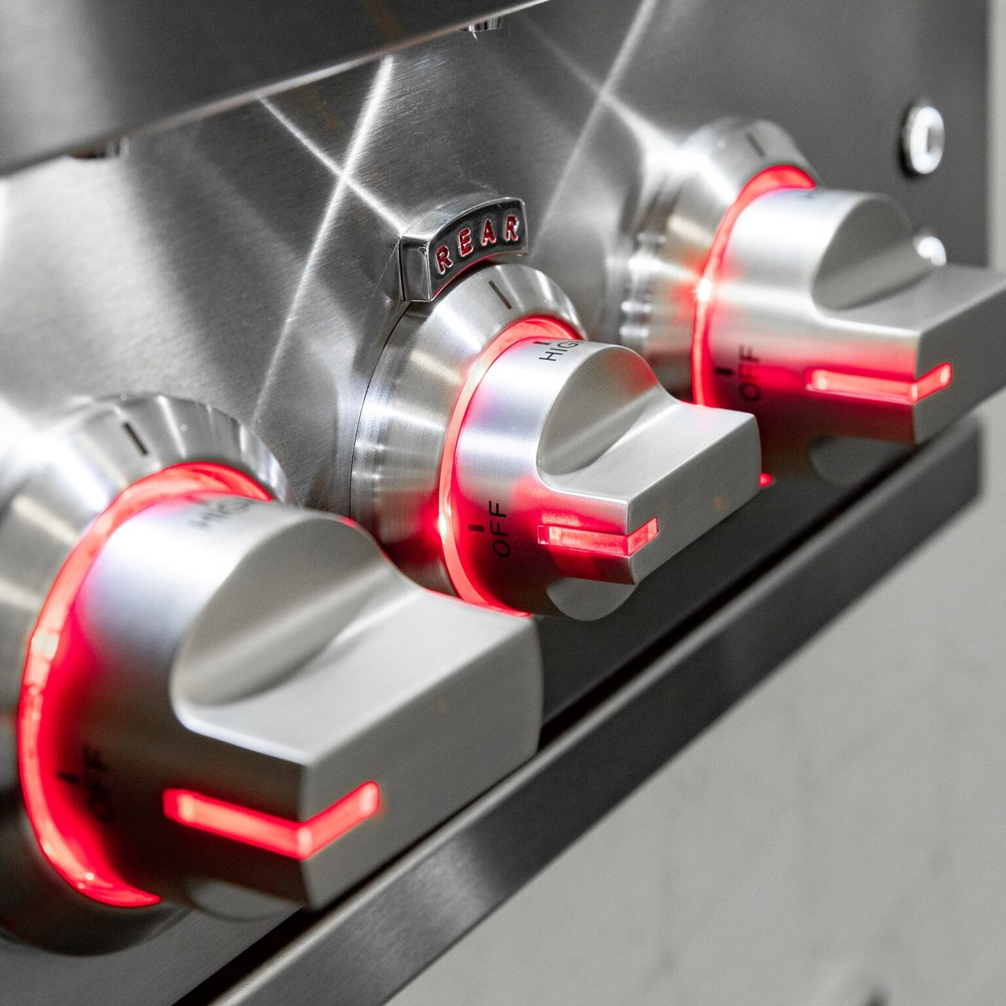 SUMMERSET™ Sizzler Pro 40" Built-In Grill [2 Fuel Types]