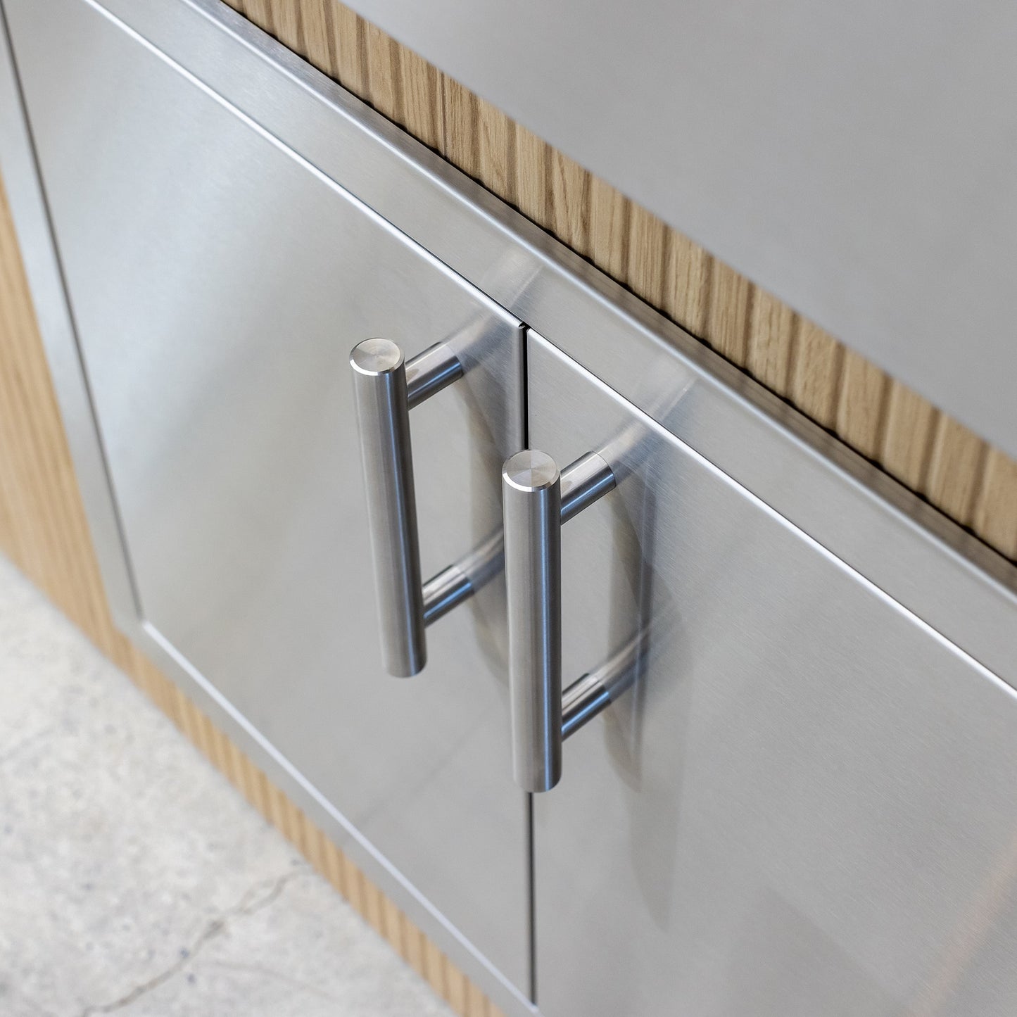 SUMMERSET™ 30" Double Access Door with Hidden Hinge