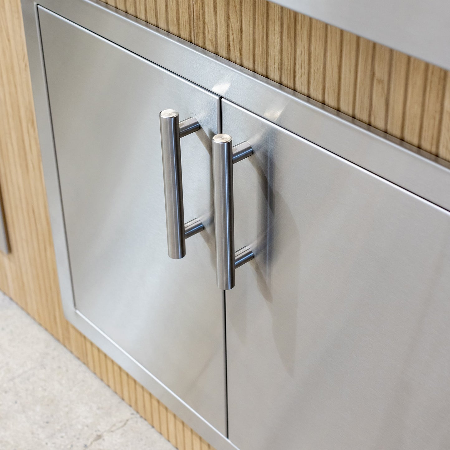 SUMMERSET™ 33" Double Access Door with Hidden Hinge