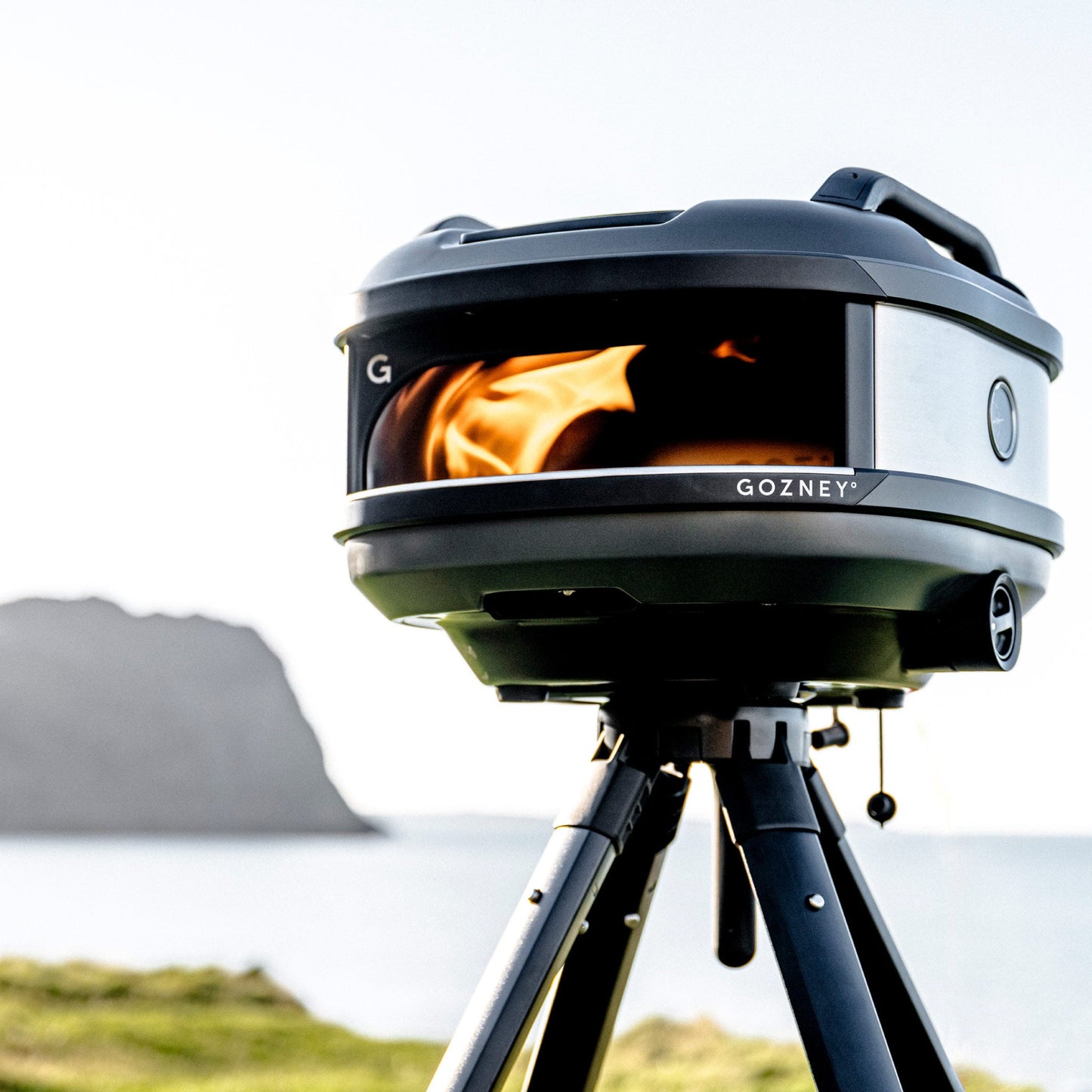 GOZNEY° Tread — Propane Pizza Oven [2 Color Options]