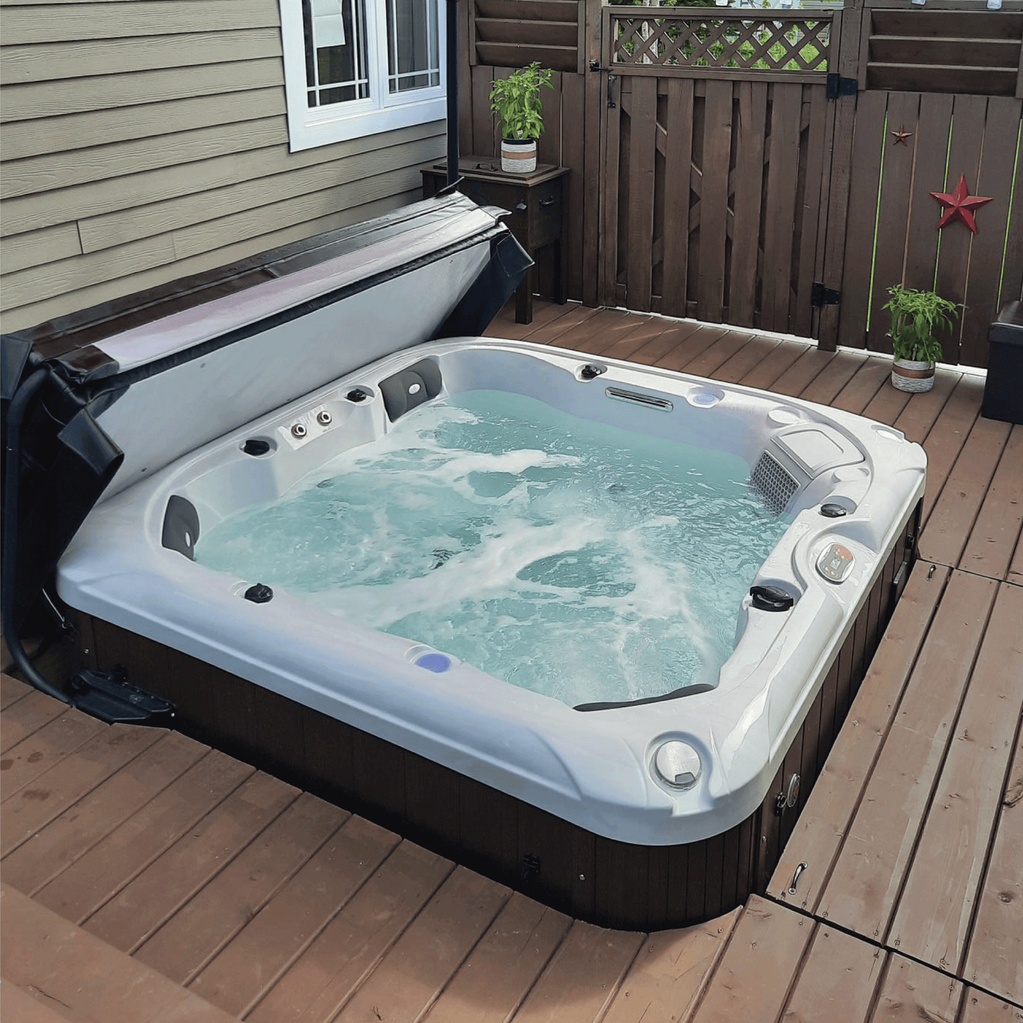 Cambridge 6-Person 34-Jet Hot Tub [KH-10141]