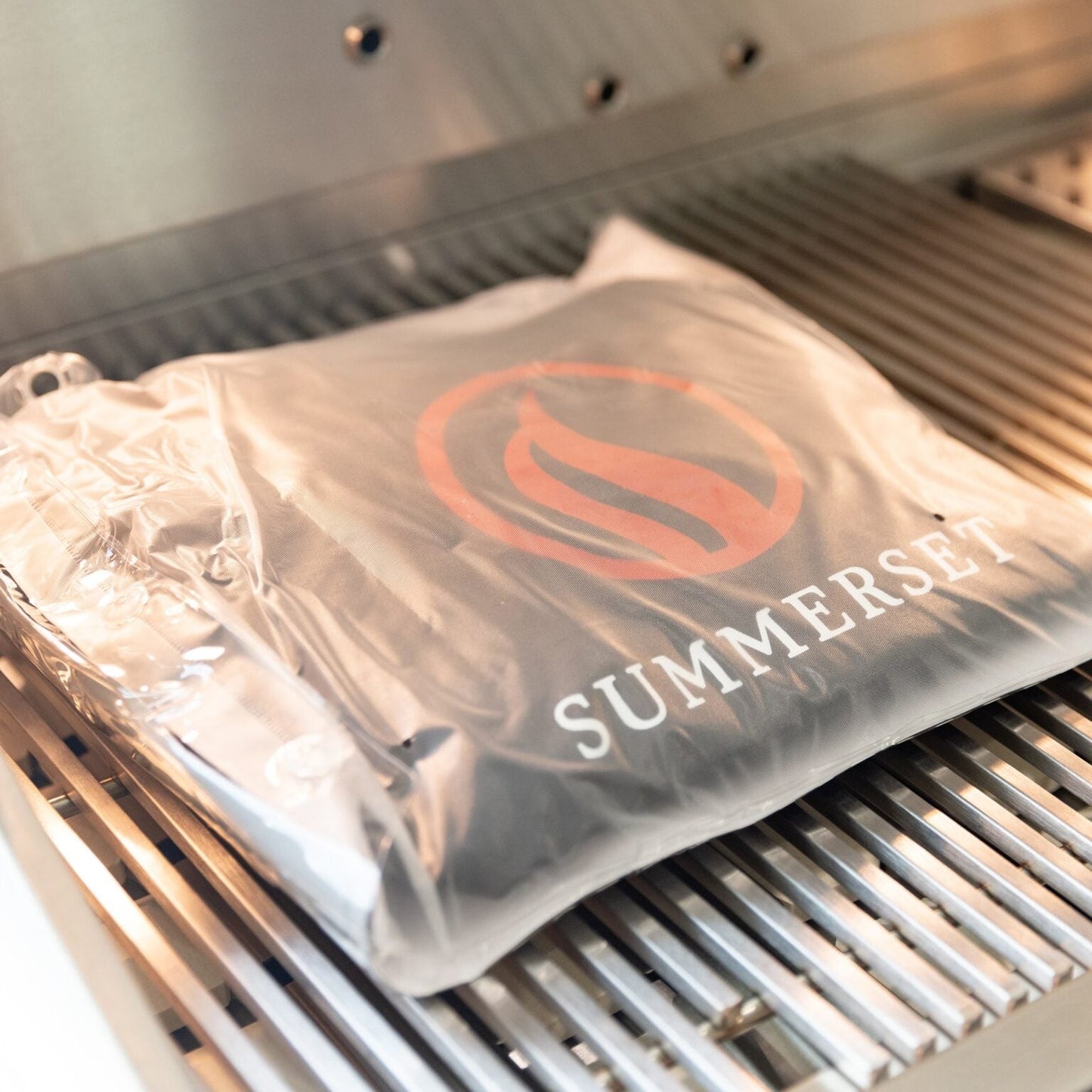 SUMMERSET™ Quest 42" Built-In Grill [2 Fuel Types]