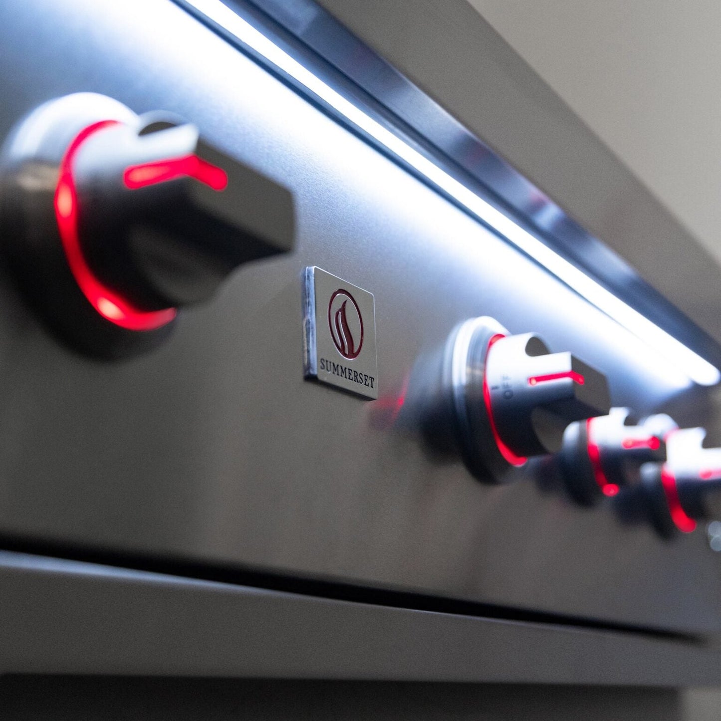 SUMMERSET™ Quest 42" Built-In Grill [2 Fuel Types]