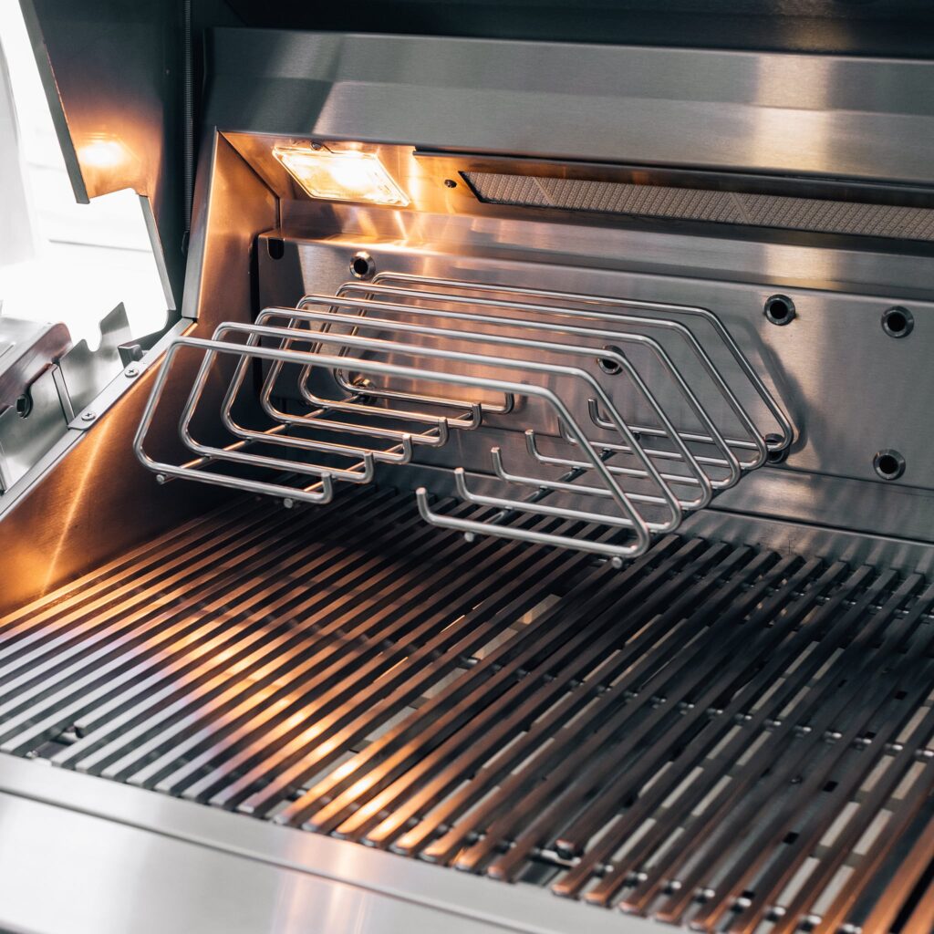 SUMMERSET™ Quest 30" Built-In Grill [2 Fuel Types]