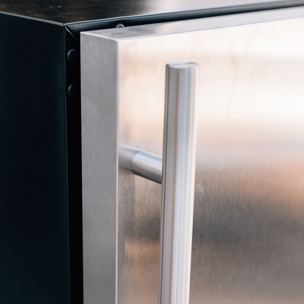 SUMMERSET™ 24″ 5 Cu. Ft. Outdoor Refrigerator