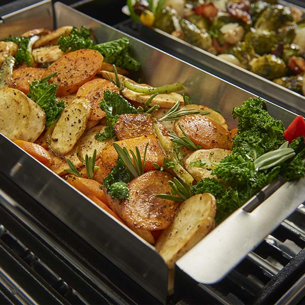 Broil King® Narrow Wok Topper