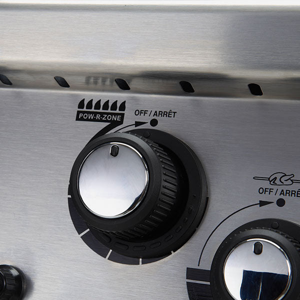 Broil King® Signet™ 390 3-Burner Grill